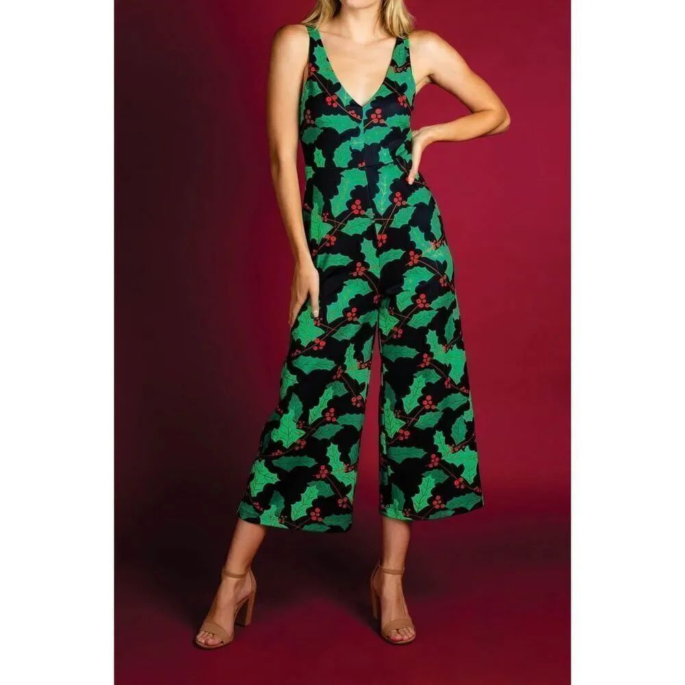 NWOT Shinesty The Deck Yourselves Mistletoe Christmas Wide Leg Jumpsuit Small